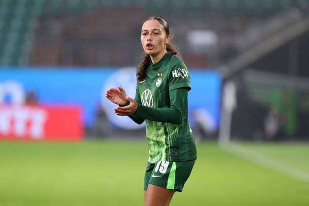VfL Frankfurt, BL Frauen Wolfsburg, 08 11 2025, FUßBALL VfL Wolfsburg vs Eintracht Frankfurt, Google Pixel Frauen Bundesliga, Saison 2025 26 Kessya Bussy VfL Wolfsburg Wolfsburg
