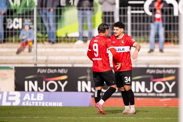 Halim Eroglu, TSG Balingen, 34 to score the 1 0 goal for Balingen, Freude Emotion TSG Balingen vs TSV Schott Mainz, Football, Regionalliga Suedwest, Matchday 16, Season 2025 2026, 08 11 2025, Eibner Pressefoto Andreas Ulmer TSG Balingen vs TSV Schott Mainz, Football, Regionalliga Suedwest, Matchday 16, Season 2025 2026, 08 11 2025, Balingen Copyright: xEibner-Pressefoto AndreasxUlmerx EP_AUR