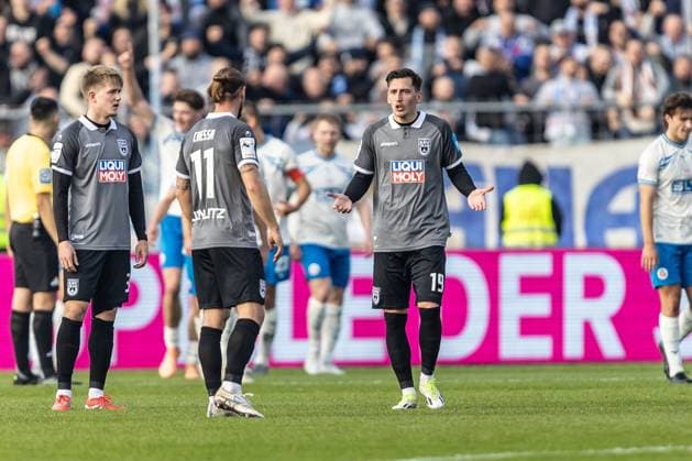 Football, Season 2025 2026, 3 Liga, Donaustadion Ulm, Matchday 14, SSV Ulm 1846 Football FC Hansa Rostock, 08 11 2025 08 11 2025, Football, Season 2025 2026, 3 Liga, Donaustadion Ulm, Matchday 14, SSV Ulm 1846 Football FC Hansa Rostock, Disappointment after conceding one of the many goals at SSV Ulm 1846 Football 19 Jonathan Meier SSV Ulm 1846 Football Photo Lucca Fundel Ulm Donaustadion Baden Württemberg Germany