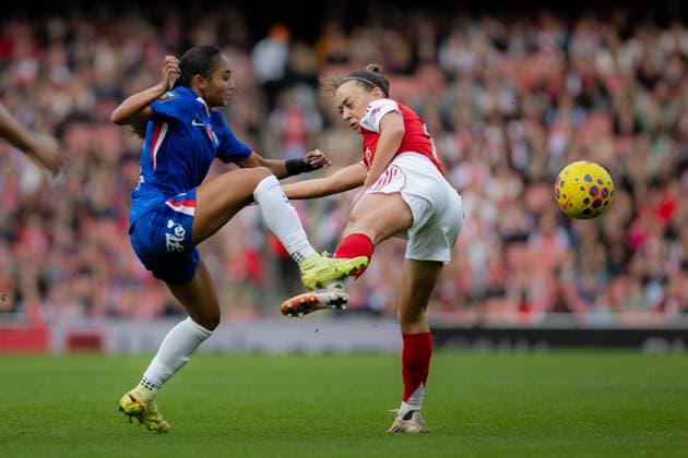 Arsenal Women FC vs Chelsea FC Women in the Barclays Womens Super League 08 Nov 2025 London Emirates Stadium London England, UK NEWSPAPERS OUT Copyright: xImmyxThompson-Bland IPSxPhotoxAgx