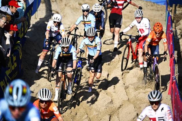 Belgian Julie Brouwers pictured in action during the elite women race at the UEC Cyclocross European Championships, Saturday 08 November 2025, in Middelkerke. JASPERxJACOBS  x140183357x