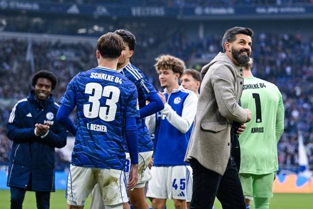 08 11 2025, Football, 2 Bundesliga, Season 2025 2026, Matchday 12, FC Schalke 04 SV Elversberg, Coach Miron Muslic FC Schalke 04 xRHR PHOTO YYx Copyright: KROEGER RHR-FOTOx RHR-FOTO YY