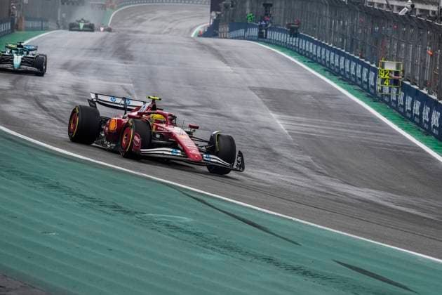 Formula 1 MSC Cruises Grande Prêmio de São Paulo 2025 Remy Midez OVERTAKE MAXPPP - São Paulo 08 11 2025 44 HAMILTON Lewis (gbr), Scuderia Ferrari HP, action at the Formula 1 MSC Cruises Grande Prêmio de São Paulo 2025, the 21st round of the 2025 FIA Formula 1 World Championship, WM, Weltmeisterschaft at the Autódromo José Carlos Pace in São Paulo, interlaces, Brazil, from 6 to 9 November 2025 São Paulo Brazil  Copyright: xOVERTAKE MAXPPPxRemyxMidezx OVT202511085319 OVT202511085319