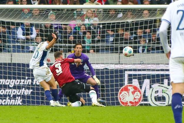 Germany Soccer 2 Bundesliga 2025 26, 12 Matchday Hannover 96 vs SV Darmstadt 98 Heinz von Heiden Arena Stadion Hannover Matthias Bader SV Darmstadt 98, 26 Nahuel Noll Hannover 96, 1 Hannover Copyright: xAymanxAlahmedx