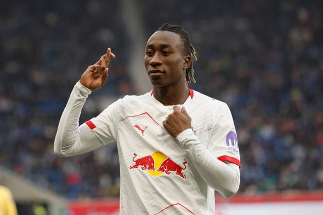 from left to right goal scorer Yan Diomande, cheers after his goal for 1 0, cheers, cheers after the goal, cheering, celebrated, cheers, cheering, emotions 08 11 2025, Football, Bundesliga, TSG Hoffenheim RB Leipzig, GER, Sinnsheim, PreZero Arena, DFL REGULATIONS PROHIBIT ANY USE OF PHOTOGRAPHS AS IMAGE SEQUENCES AND OR QUASI VIDEO Copyright: HMBxMedia xHeikoxBecker