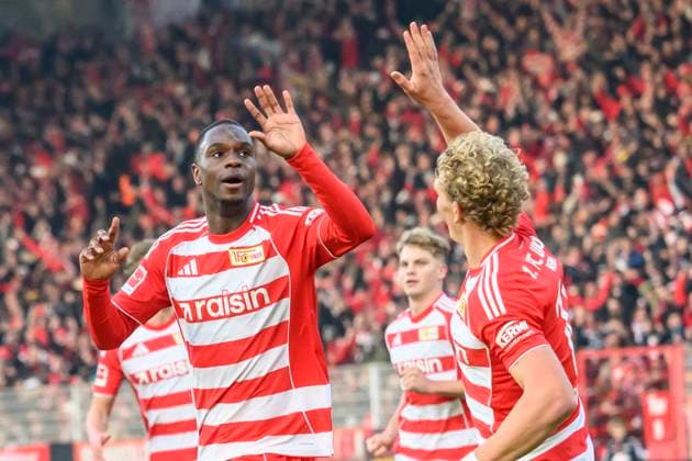 f l t r Ilyas Ansah 1 FC Union , Leopold Querfeld 1 FC Union , goal, hit, cheering, goal celebration, joy, jubilation, celebrating,celebreting the goal, joy, jubilation, cheering, not given 1 0, in the 1 Bundesliga match, 1 FC Union Berlin vs FC Bayern Munich, Bundesliga, soccer, DFB, 2025 2026 season, at the Alte Foersterei stadium, in the 1 Bundesliga match, 1 FC Union Berlin vs FC Bayern Munich, Bundesliga, soccer, DFB, 2025 2026 season, at the Alte Foersterei stadium, DFB DFL REGULATIONS PROHIBIT ANY USE OF PHOTOGRAPHS AS IMAGE SEQUENCES AND OR QUASI VIDEO, 08 11 25, Copyright: HMBxMedia UwexKoch