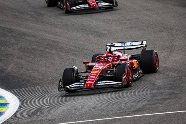 F1 - SAO PAULO GRAND PRIX 2025 16 LECLERC Charles (mco), Scuderia Ferrari SF-25, action during the 2025 Formula 1 Grande Premio de Sao Paulo, 2025 Sao Paulo Grand Prix, 21th round of the 2025 FIA Formula One World Championship, WM, Weltmeisterschaft from November 7 to 9, 2025 on the Interlagos, in Sao Paulo, Brazil - Sao PauloBrazil  Copyright: xDPPIx