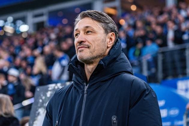 08 11 2025, Hamburger SV vs Borussia Dortmund, 1 Bundesliga, Matchday 10 Niko Kovac Borussia Dortmund, Coach Important note According to the regulations of the DFL German Football League and the DFB German Football Association, it is prohibited to use photographs taken in the stadium and or of the match in the form of sequential images and or video-like photo series Copyright: xBahhoxKarax