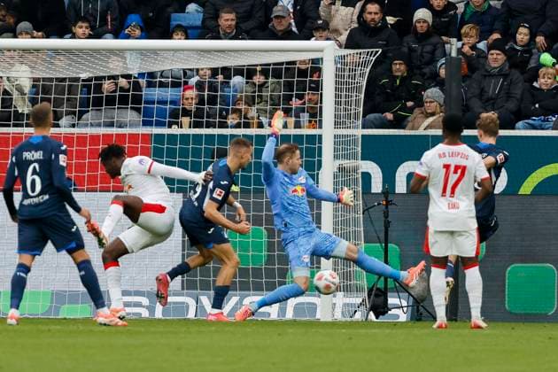 1 1 Goal for TSG Hoffenheim by Albian Hajdari TSG Hoffenheim, 21 , Germany, Football, 1 Bundesliga, Matchday 10, 2025 2026, TSG Hoffenheim vs RB Leipzig, 08 11 2025, PreZero Arena, Sinsheim, Germany Sinsheim PreZero Arena Baden Württemberg Germany Copyright: xGrantxHubbsx