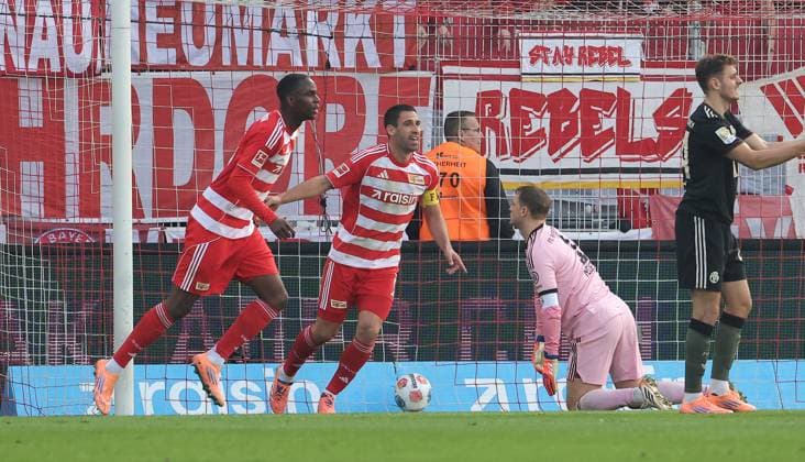 Ilyas Ansah, Rani Khedira cheer after 1 0 by Danilho Doekhi not in picture Sports Football Soccer Bundesliga Men DFL 10 Matchday Season 2025 2026 08 11 2025 1 FC Union Berlin FCU vs FC Bayern Munich FCB DFL regulations prohibit any use of photographs as image sequences and or quasi video