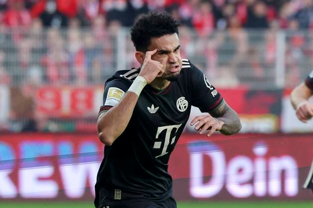 Luis Diaz (FC Bayern Muenchen) bejubelt seinen Treffer zum 1:1, Bundesliga, 1. FC Union Berlin v FC Bayern München, Stadion An der Alten Försterei am 08. November 2025 in Berlin, Deutschland. (Foto von Marco Steinbrenner DeFodi Images) Luis Diaz (FC Bayern Muenchen) celebrates after scoring his teams first goal, Bundesliga, 1. FC Union Berlin v FC Bayern München, Stadion An der Alten Försterei, November 8, 2025 in Berlin, Germany. (Photo by Marco Steinbrenner DeFodi Images) DFL regulations prohibit any use of photographs as image sequences and or quasi-video. Luis Diaz FC Bayern Muenchen celebrates his goal for 1 1, Bundesliga, 1 FC Union Berlin v FC Bayern München, Stadion An der Alten Försterei, November 8, 2025 in Berlin, Germany Photo by Marco Steinbrenner DeFodi Images Luis Diaz FC Bayern Muenchen celebrates after scoring his teams first goal, Bundesliga, 1 FC Union Berlin v FC Bayern München, Stadion An der Alten Försterei, November 8, 2025 in Berlin, Germany Photo by Marco Steinbrenner DeFodi Images DFL regulations prohibit any use of photographs as image sequences and or quasi video