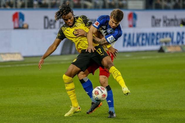 Luka Vuskovic HSV 17 Carney Chukwuemeka BVB Germany , Hamburg , Volksparkstadion , Football , 1 Bundesliga , Hamburger SV Borussia Dortmund