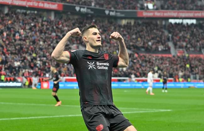 Cheering Patrik Schick Bayer Leverkusen after his goal for 1 0, Soccer 1 Bundesliga,10 Matchday, Bayer 04 Leverkusen 1 FC Heidenheim, on 08 11 2025 in Leverkusen Germany DFL regulations prohibit any use of photographs as image sequences and or quasi video Â