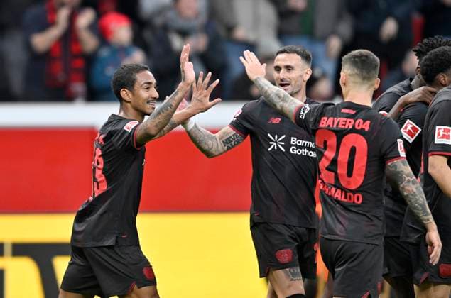 Cheering LEV after the goal to 4 0, f l Arthur Bayer Leverkusen , Aleix Garcia Bayer Leverkusen , Ãlex Grimaldo Alex Bayer Leverkusen Soccer 1 Bundesliga,10 Matchday, Bayer 04 Leverkusen 1 FC Heidenheim, on 08 11 2025 in Leverkusen Germany DFL regulations prohibit any use of photographs as image sequences and or quasi video Â