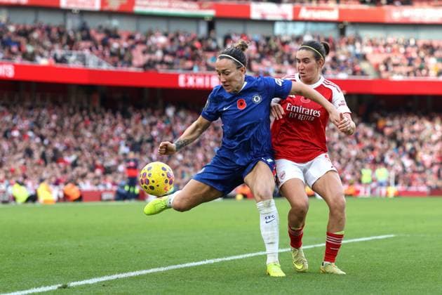 Frauen-Superliga Arsenal gegen Chelsea 08 November 2025 London Frauen-Superliga Fußball Arsenal gegen Chelsea Lucy Bronze von Chelsea Foto von Mark Leech London UK  Copyright: xMarkxLeechxOffside