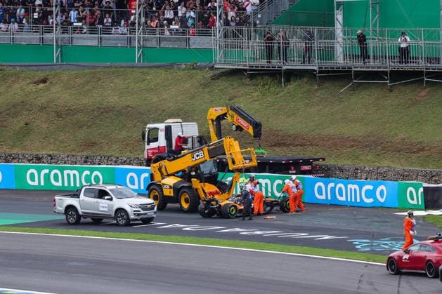 F1 - SAO PAULO GRAND PRIX 2025 81 PIASTRI Oscar (aus), McLaren F1 Team MCL39, action during the 2025 Formula 1 Grande Premio de Sao Paulo, 2025 Sao Paulo Grand Prix, 21th round of the 2025 FIA Formula One World Championship, WM, Weltmeisterschaft from November 7 to 9, 2025 on the Interlagos, in Sao Paulo, Brazil - Sao PauloBrazil  Copyright: xDPPIx