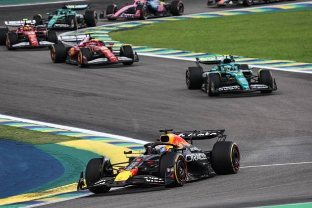 F1 - SAO PAULO GRAND PRIX 2025 01 VERSTAPPEN Max (nld), Red Bull Racing RB21, action during the 2025 Formula 1 Grande Premio de Sao Paulo, 2025 Sao Paulo Grand Prix, 21th round of the 2025 FIA Formula One World Championship, WM, Weltmeisterschaft from November 7 to 9, 2025 on the Interlagos, in Sao Paulo, Brazil - Sao PauloBrazil  Copyright: xDPPIx