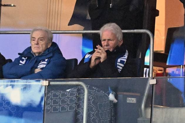 08 11 2025, xsltx, Fußball 1 Bundesliga, TSG 1899 Hoffenheim RB Leipzig v l Dietmar Hopp Investor Mäezen TSG 1899 Hoffenheim DFL DFB REGULATIONS PROHIBIT ANY USE OF PHOTOGRAPHS as IMAGE SEQUENCES and or QUASI VIDEO Sinsheim