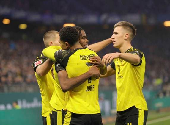 Photo Goal celebration for Dortmund , Carney CHUKWUEMEKA scores to make it 0 1 Soccer 1 Liga , Matchday 10 on Sat 08 11 2025 Hamburger SV Borussia Dortmund