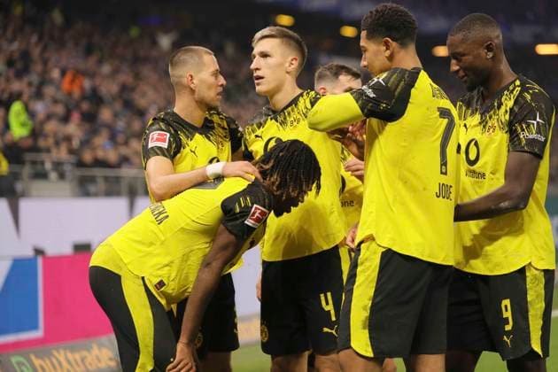 Photo Goal celebration for Dortmund , Carney CHUKWUEMEKA scores to make it 0 1 Soccer 1 Liga , Matchday 10 on Sat 08 11 2025 Hamburger SV Borussia Dortmund