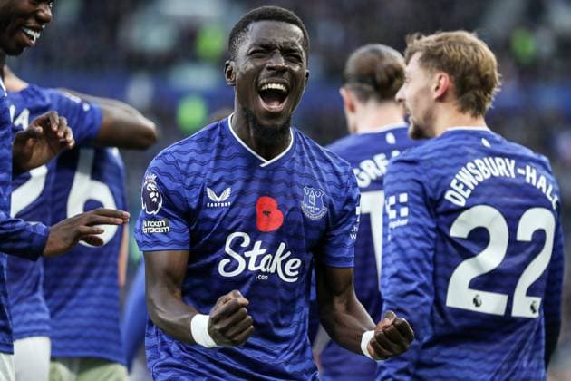 Premier League Everton v Fulham Idrissa Gueye of Everton scores and celebrates goal to make it 1-0 during the Premier League match Everton vs Fulham at Hill Dickinson Stadium, Liverpool, United Kingdom, 8th November 2025 (Photo by Jorge Horsted News Images) Liverpool Hill Dickinson Stadium Merseyside United Kingdom Copyright: xJorgexHorsted NewsxImagesx