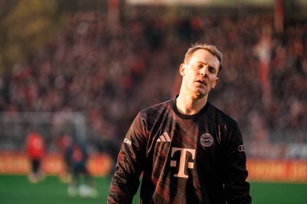 Germany, Football, 1 Bundesliga 2025 26, 10 Matchday 1 FC Union Berlin v FC Bayern Munich Stadion an der alten Försterei Berlin Manuel Neuer Bayern, 1 Copyright: xJamesxZabelx