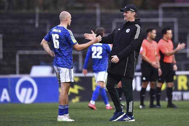 Borussia Dortmund U23 Schalke 04 U23 FOR EDITORIAL PURPOSES ONLY EDITORIAL USE ONLY p Soccer Regionalliga West 15 Matchday Borussia Dortmund U23 Schalke 04 U23 on 08 11 2025 at Stadion Rote Erde in Dortmund Tim Justin Dietrich Schalke 04 U23 , left Christian Wetklo Goalkeeper Coach Schalke 04 U23 , right Germany North Rhine Westphalia Dortmund Copyright ThorstenxTillmann Copyright: ThorstenxTillmann doc836bge77cgz6qt2hdc7 ,EDITORIAL USE ONLY Copyright: ThorstenxTillmann