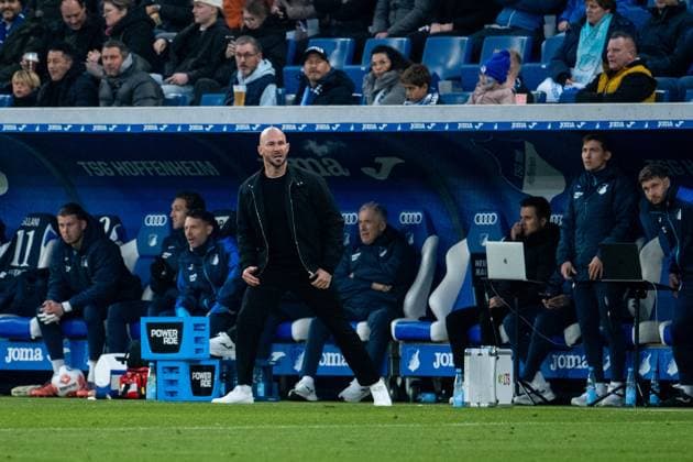 Christian Ilzer TSG Hoffenheim, Trainer , GER, TSG 1899 Hoffenheim vs RB Leipzig, Fussball Bundesliga, 10 Spieltag, Saison 2025 2026, 07 11 2025 DFB DFL regulations prohibit any use of photographs as image sequences and or quasi video GER, TSG 1899 Hoffenheim vs RB Leipzig, Fussball Bundesliga, 10 Spieltag, Saison 2025 2026, 07 11 2025 Sinsheim Copyright: xEibner-Pressefoto Memmlerx EP_MMR
