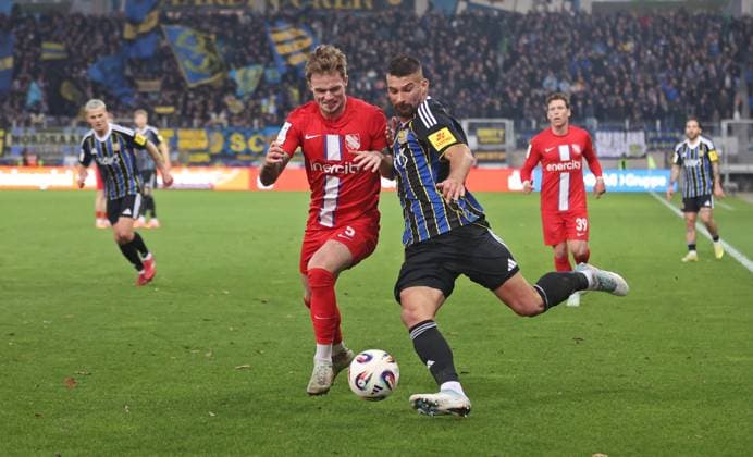 08 11 2025, Football, Men, 3 League, Season 2025 2026, 1 FC Saarbrücken TSV Havelse, Dominic Minz TSV Havelse Kai Bruenker 1 FC Saarbruecken Saarbrücken Ludwigsparkstadion Saarland Germany EN Copyright: xFabianxKleerx