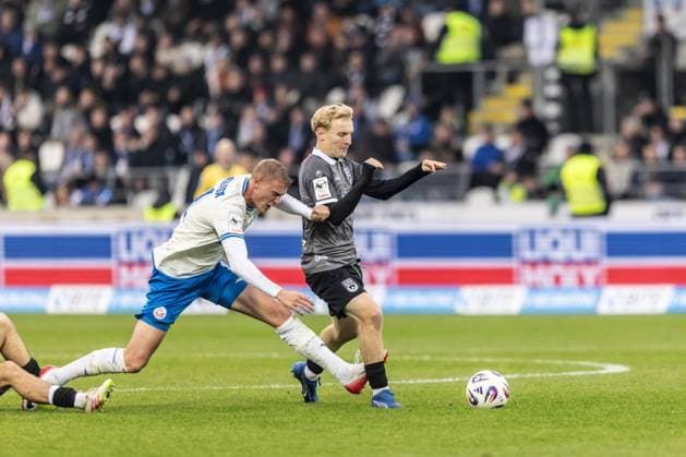 Football, Season 2025 2026, 3 Liga, Donaustadion Ulm, 14 Matchday, SSV Ulm 1846 Football FC Hansa Rostock, 08 11 2025 08 11 2025, Football, Season 2025 2026, 3 Liga, Donaustadion Ulm, 14 Matchday, SSV Ulm 1846 Football FC Hansa Rostock, U19 Player 31 Benedikt Ehe SSV Ulm 1846 Football with his Third League Debut Photo Lucca Fundel Ulm Donaustadion Baden Württemberg Germany