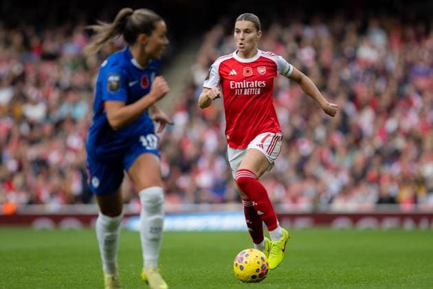 Arsenal Women FC vs Chelsea FC Women in the Barclays Womens Super League 08 Nov 2025 Steph Catley of Arsenal Women FC London Emirates Stadium London England, UK NEWSPAPERS OUT Copyright: xImmyxThompson-Bland IPSxPhotoxAgencyx