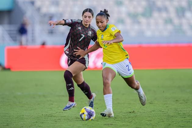 7 Miyazato A. (Forward) of Mexico U-17 contrast with ? 2 Allyne (Defender) of Brazil U-17 is in action during the FIFA U17, U 17 Women s World Cup Morocco 2025, 3rd - 4th place match between Korea DOR and Netherlands in Rabat, Morocco, on November 8, 2025, at the Olympic Stadium  Copyright: xAndreaxAmato IPAxSportx xipa-agency.netx xx IPA_67695133 IPA_Agency_IPA67695133