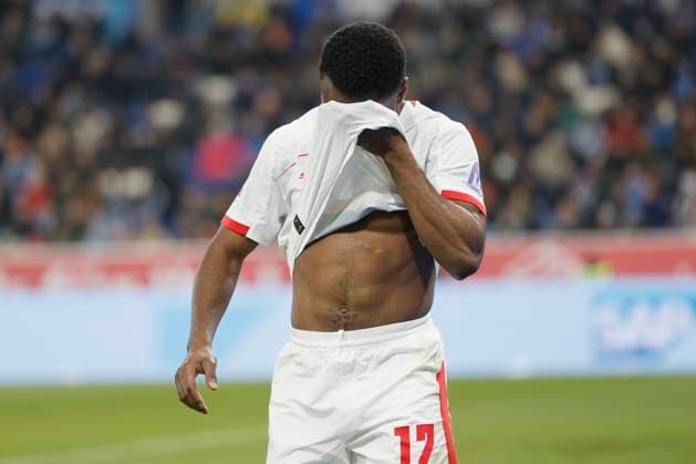 v l n r disappointment, dejected, depressed, frustrated, disappointed, looking disappointed, dissapointed at Ridle Baku RB Leipzig, 17 , 08 11 2025, Football, Bundesliga, TSG Hoffenheim RB Leipzig, GER, Sinnsheim, PreZero Arena, DFL REGULATIONS PROHIBIT ANY USE OF PHOTOGRAPHS AS IMAGE SEQUENCES AND OR QUASI VIDEO Copyright: HMBxMedia xHeikoxBecker