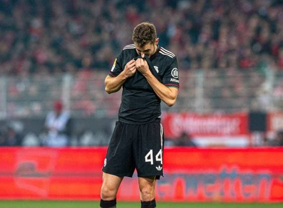 Soccer, Men, Season 2025 2026, 1 Bundesliga 10 Matchday , 1 FC Union Berlin FC Bayern Munich, Josip Stanisic Bayern Munich , 08 11 2025, Copyright: xSebastianxRäppold MatthiasxKochx