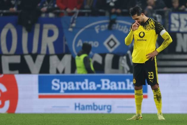 1 Bundesliga Hamburger SV Borussia Dortmund on 08 11 2025 at Volksparkstadion in Hamburg Emre Can Dortmund 23 dissatisfied, disappointed, disappointed, dejected MH