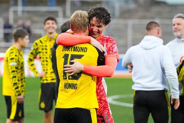 08 11 2025, xydrx, Football, Regionalliga West, Borussia Dortmund II FC Schalke 04 II, Season 2025 2026, Stadion Rote Erde Silas Ostrzinski Borussia Dortmund II 31 and Ben Huening Borussia Dortmund II 15 celebrate the 4 1 victory North Rhine-Westphalia Germany