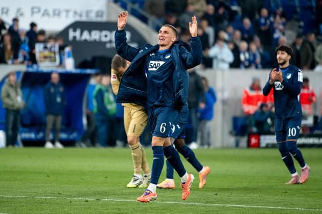 Grischa Proemel TSG Hoffenheim, 06 celebrates the victory, GER, TSG 1899 Hoffenheim vs RB Leipzig, Soccer Bundesliga, Matchday 10, Season 2025 2026, 07 11 2025 DFB DFL regulations prohibit any use of photographs as image sequences and or quasi video GER, TSG 1899 Hoffenheim vs RB Leipzig, Soccer Bundesliga, Matchday 10, Season 2025 2026, 07 11 2025 Sinsheim Copyright: xEibner-Pressefoto Memmlerx EP_MMR