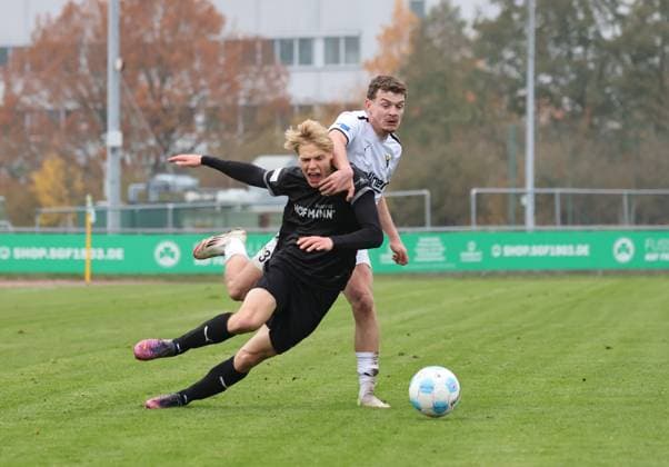 08 11 2025 Soccer Season 2025 2026 Regionalliga Bayern 17 Matchday SpVgg Greuther Fürth Fuerth II U23 Kleeblatt DJK Vilzing DaMa xdaxmax Christoph Meister 2, SpVgg Greuther Fürth II Lukas Schröder 30, DJK Vilzing