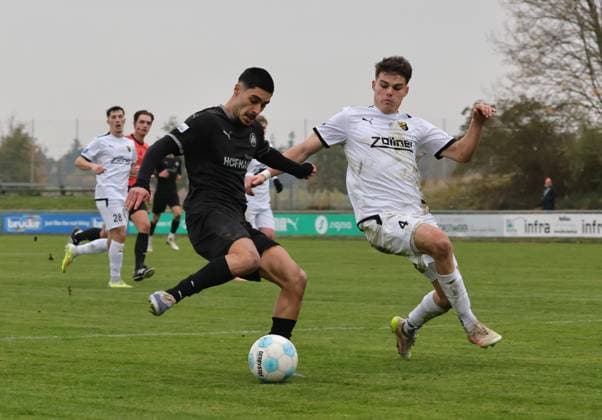 08 11 2025 Soccer Season 2025 2026 Regionalliga Bayern 17 Matchday SpVgg Greuther Fürth Fuerth II U23 Kleeblatt DJK Vilzing DaMa xdaxmax Halit Yilmaz 19, SpVgg Greuther Fürth II Elja Härtl 4, DJK Vilzing