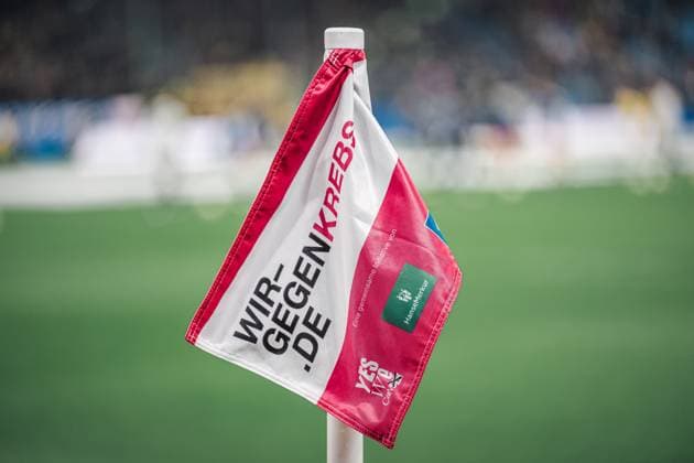 Soccer Men Season 2025 2026 1 Soccer Bundesliga 10 Matchday Hamburger SV vs Borussia Dortmund 08 11 2025 Corner Flag We Against Cancer Hanse Merkur Yes We Cancer Hamburg Volksparkstadion Hamburg Germany