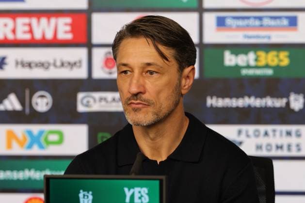GER, xFSx ,Hamburg, HSV , 1 Bundesliga , Football, DFL, Hamburger SV , am Hamburger Volksparkstadion , Borussia Dortmund , 08 11 2025 , v l Press conference coach Niko Kovac Borussia Dortmund DFL regulations prohibit any use of photographs as image sequences and or quasi video Copyright: HMBxMedia FernandoxSoares