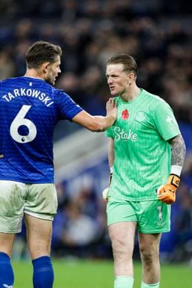 Everton v Fulham Premier League James Tarkowski of Everton and Everton goalkeeper Jordan Pickford during the Premier League match at the Hill Dickson Stadium, Liverpool UK Newspapers OUT Copyright: xMaxxTomlinsonx FIL-22480-0081