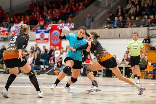Handball, Women, DHB Cup, VfL Waiblingen - Thüringer HC