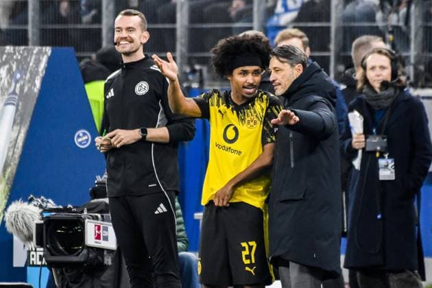 Substitution 27 Karim Adeyemi Niko Kovac Coach BVB Germany , Hamburg , Volksparkstadion , Football , 1 Bundesliga , Hamburger SV Borussia Dortmund