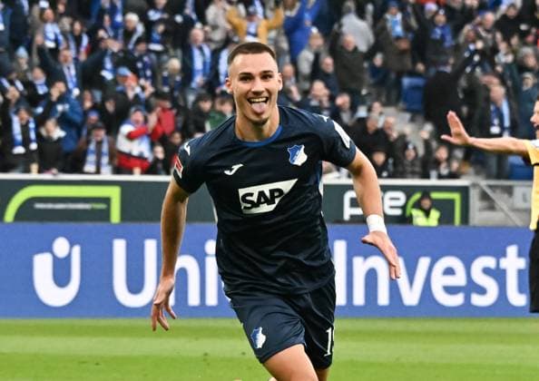 08 11 2025, xsltx, Soccer 1 Bundesliga, TSG 1899 Hoffenheim RB Leipzig v l Tim Lemperle TSG Hoffenheim cheers after his goal to 2 1 DFL DFB REGULATIONS PROHIBIT ANY USE OF PHOTOGRAPHS as IMAGE SEQUENCES and or QUASI VIDEO