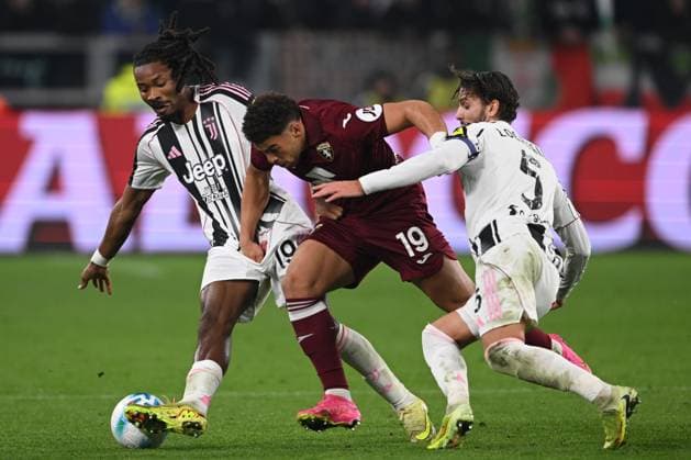 Cm Torino 08 11 2025 - campionato di calcio serie A Juventus-Torino foto Cristiano Mazzi Image nella foto: Che Adams-Khephrem Thuram-Manuel Locatelli 