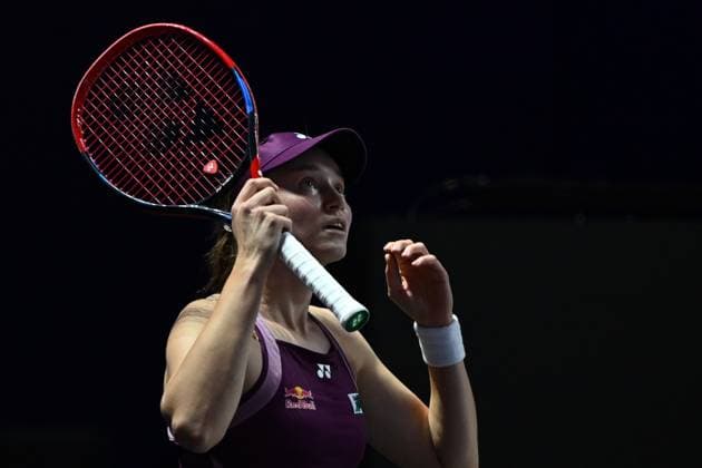 Aryna Sabalenka v Elena Rybakina - WTA, Tennis Damen Finals 2025 RIYADH, SAUDI ARABIA - NOVEMBER 8: Elena Rybakina of Kazakhstan in action against Aryna Sabalenka (not seen) of Belarus in the Singles Final of the 2025 WTA Finals, part of the Hologic WTA Tour, at King Saud University Indoor Arena in Riyadh, Saudi Arabia, on November 8, 2025. Artur Widak Anadolu Riyadh Saudi Arabia. Editorial use only. Please get in touch for any other usage.  Copyright: x2025xAnadoluxArturxWidakx