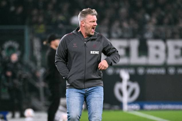 Football, Bundesliga, Germany, Men, Season 2025 2026, Matchday 10, Borussia Park Mönchengladbach, Bor Mönchengladbach 1 FC Köln Head Coach Lukas Kwasniok KOE Action, Single Image
