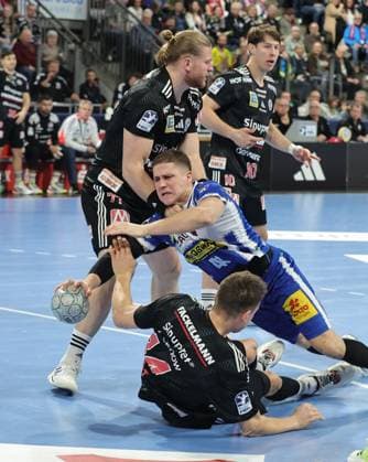 08 11 2025 Handball 1 Bundesliga DAIKIN HBL Season 2025 2026 11 Matchday HC Erlangen Metropolregion Nürnberg HCE ThSV Eisenach DaMa xdaxmax Maciej Gebala 77, HC Erlangen HCE Vukasin Antonijevic 41, ThSV Eisenach Christoph Steinert 44, HC Erlangen HCE