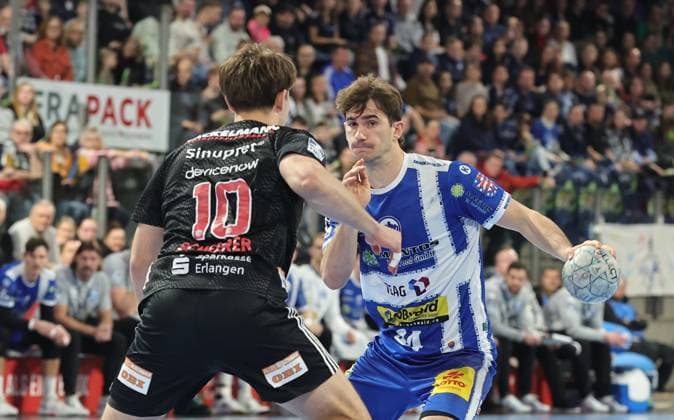 08 11 2025 Handball 1 Bundesliga DAIKIN HBL Season 2025 2026 11 Matchday HC Erlangen Metropolregion Nürnberg HCE ThSV Eisenach DaMa xdaxmax Florian Scheerer 10, HC Erlangen HCE Stephan Seitz 44, ThSV Eisenach